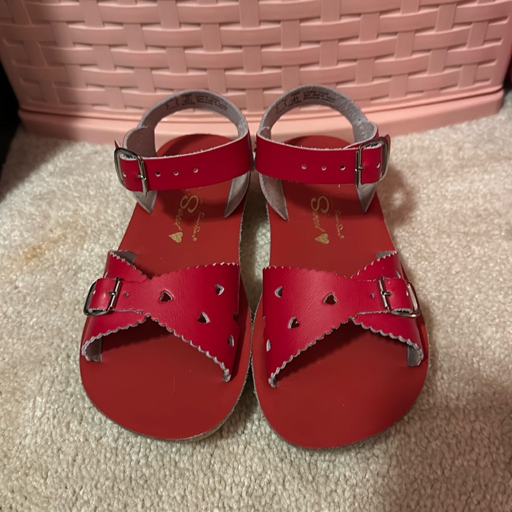 Toddler Sandals ❤️